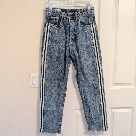 ASOS Denim - Collusion X005 Straight Jeans